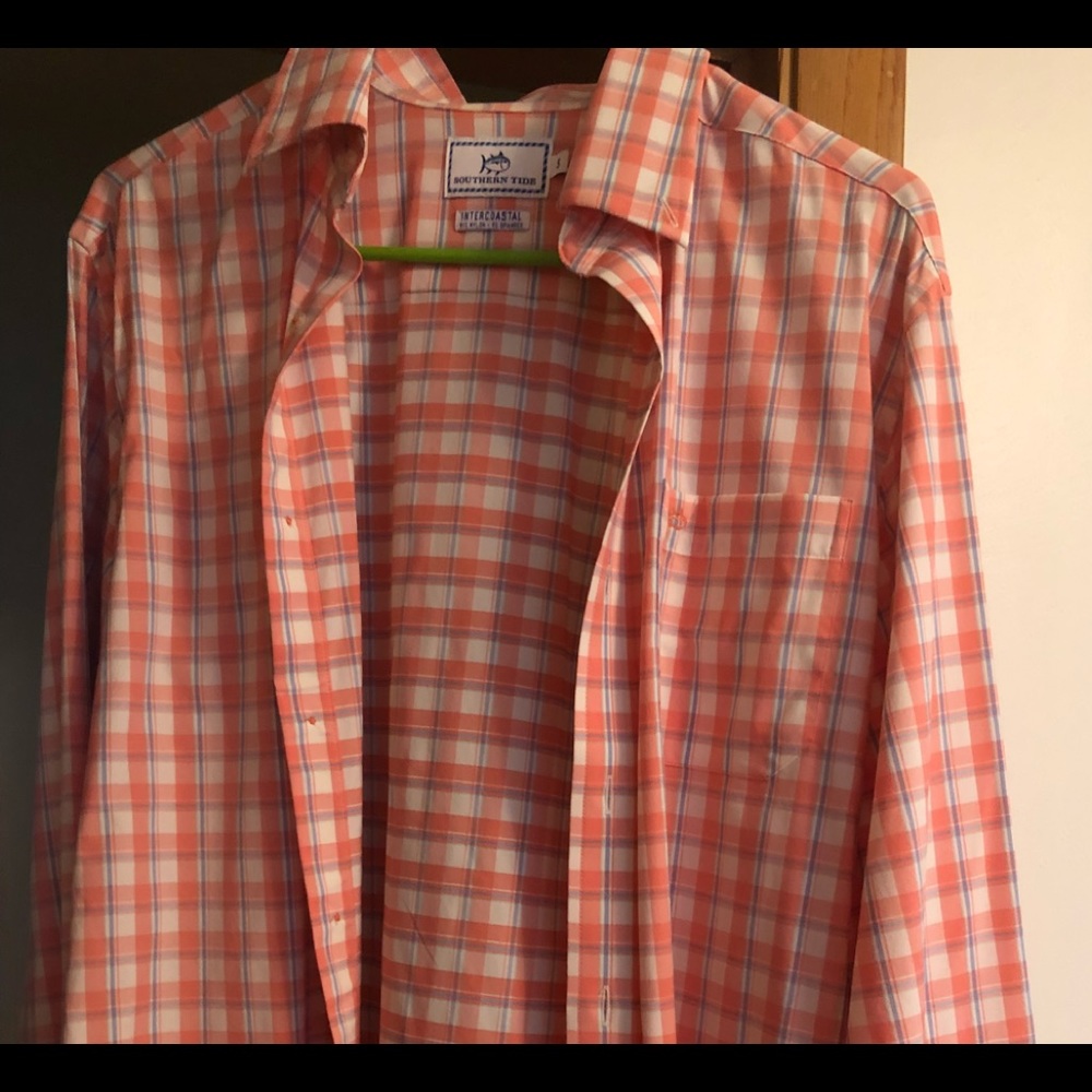 Men’s long sleeve casual dress shirt NEVER WORN.